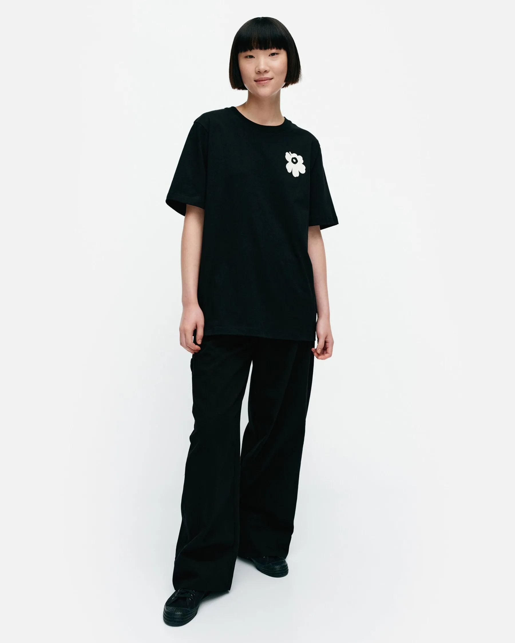 Unisex^Marimekko Kioski Embla Unikko Placement T-Paita
