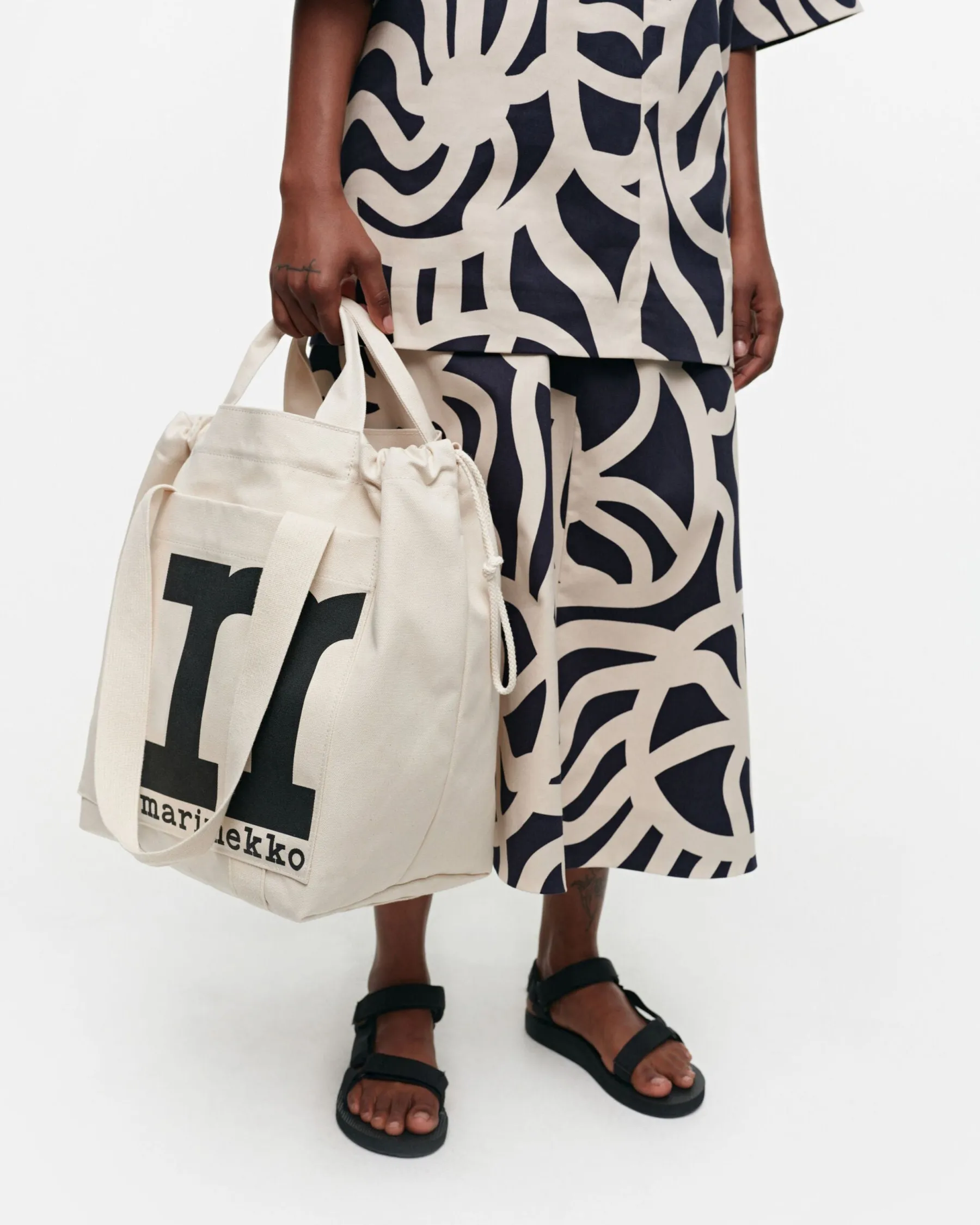 Kangaslaukut^Marimekko Mono City Tote Solid Olkalaukku